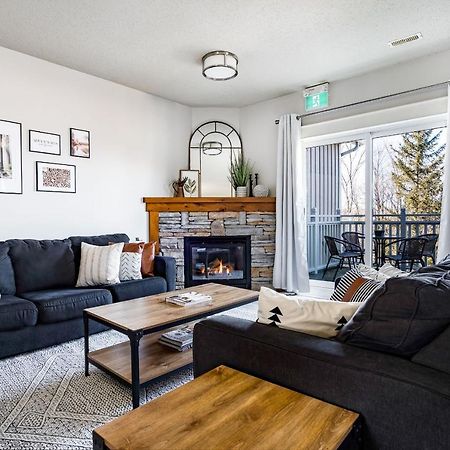 Beautiful & Bright 3 Bed Townhome Near Village 블루마운틴 외부 사진
