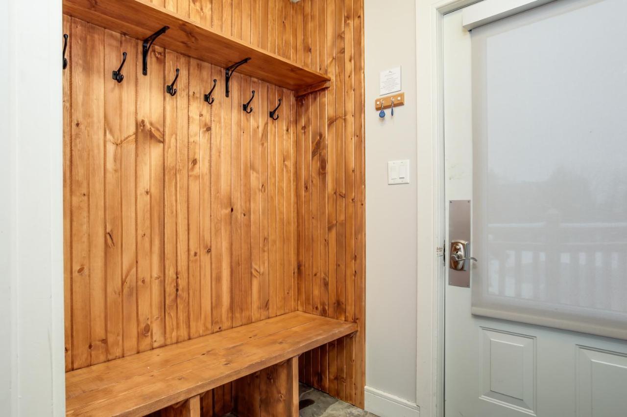 Beautiful & Bright 3 Bed Townhome Near Village 블루마운틴 외부 사진